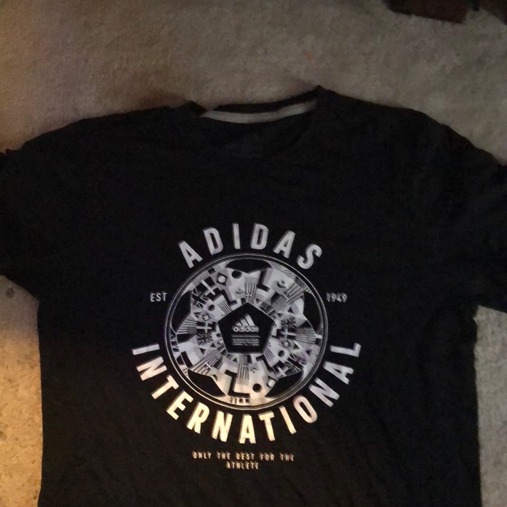 Large adidas tee